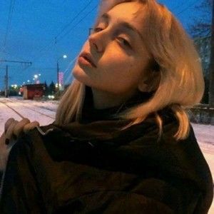 Meet your Posher, Lara